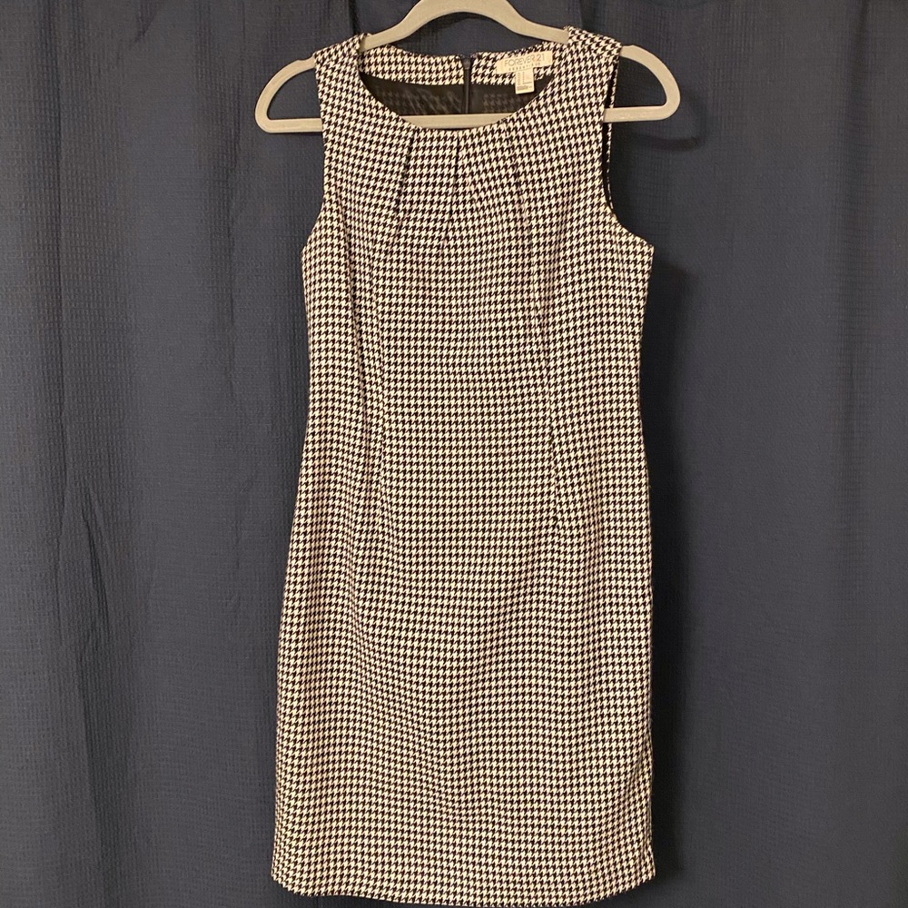 Forever 21 dress size small
